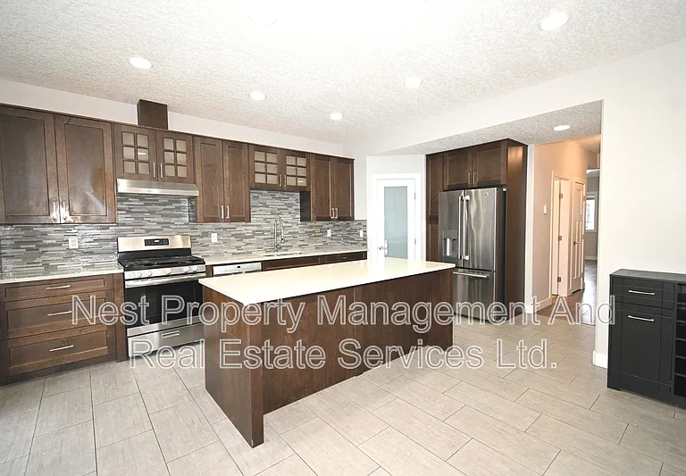 608 Tabor Blvd S #1 — Photo 1