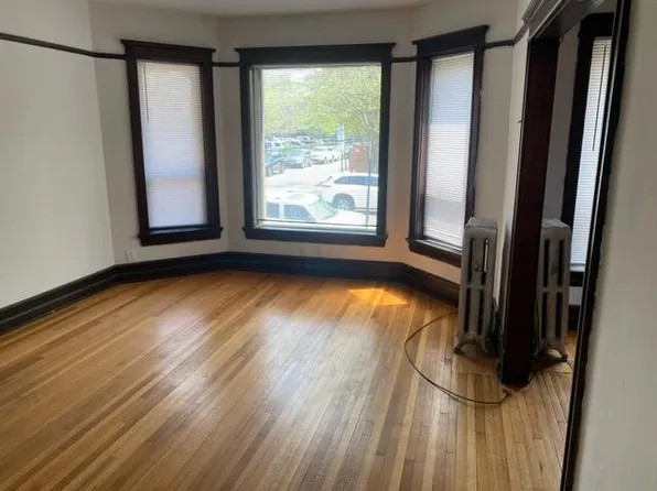 3608 N Fremont St APT 1, Chicago, IL 60613