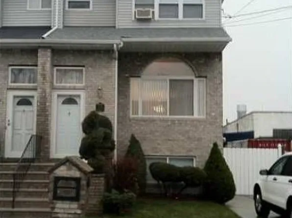 233 Adams Ave, Staten Island, NY 10306