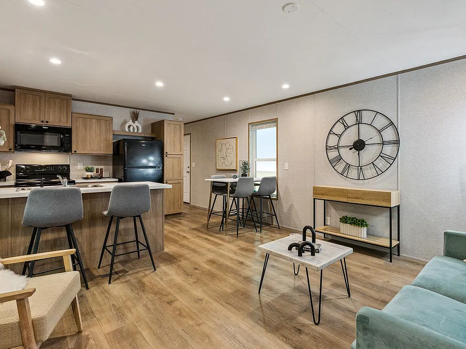 8 Parkview Dr #8