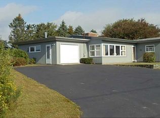 30 N Weeden Rd, South Kingstown, RI 02879