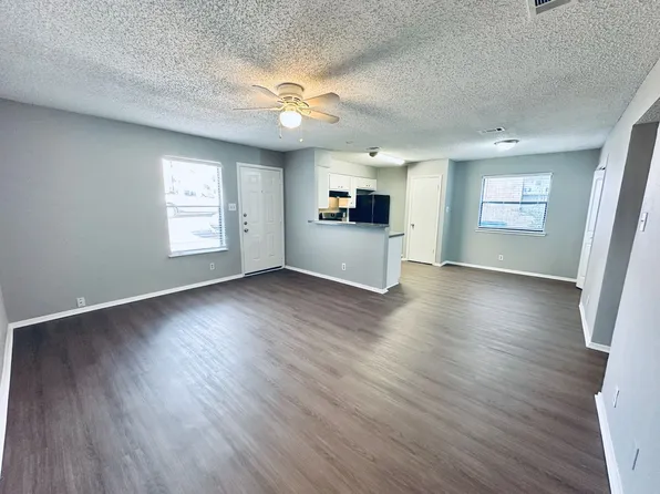 127 ROSE, 5500 Rose Hill Cir APT A, Austin, TX 78745