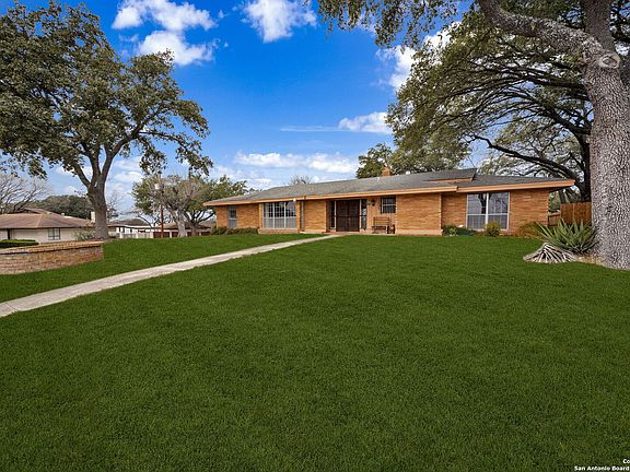 3rd image of 4223 Willowbrook