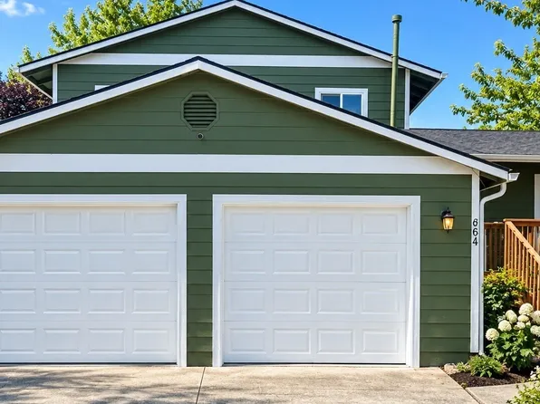 864 Natalie Place, Enumclaw, WA 98022