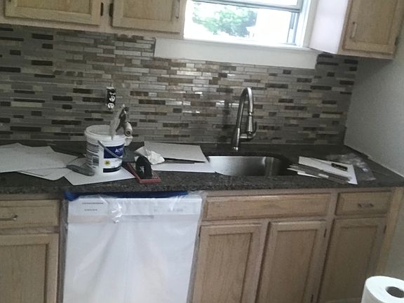 5th image of 189 Dubois Ave