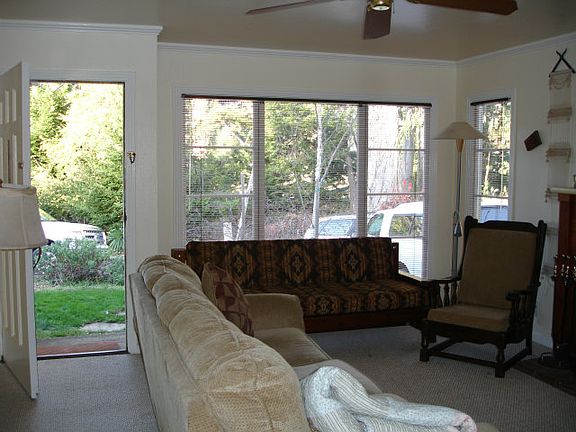 4th image of 766 Reina Del Mar Ave
