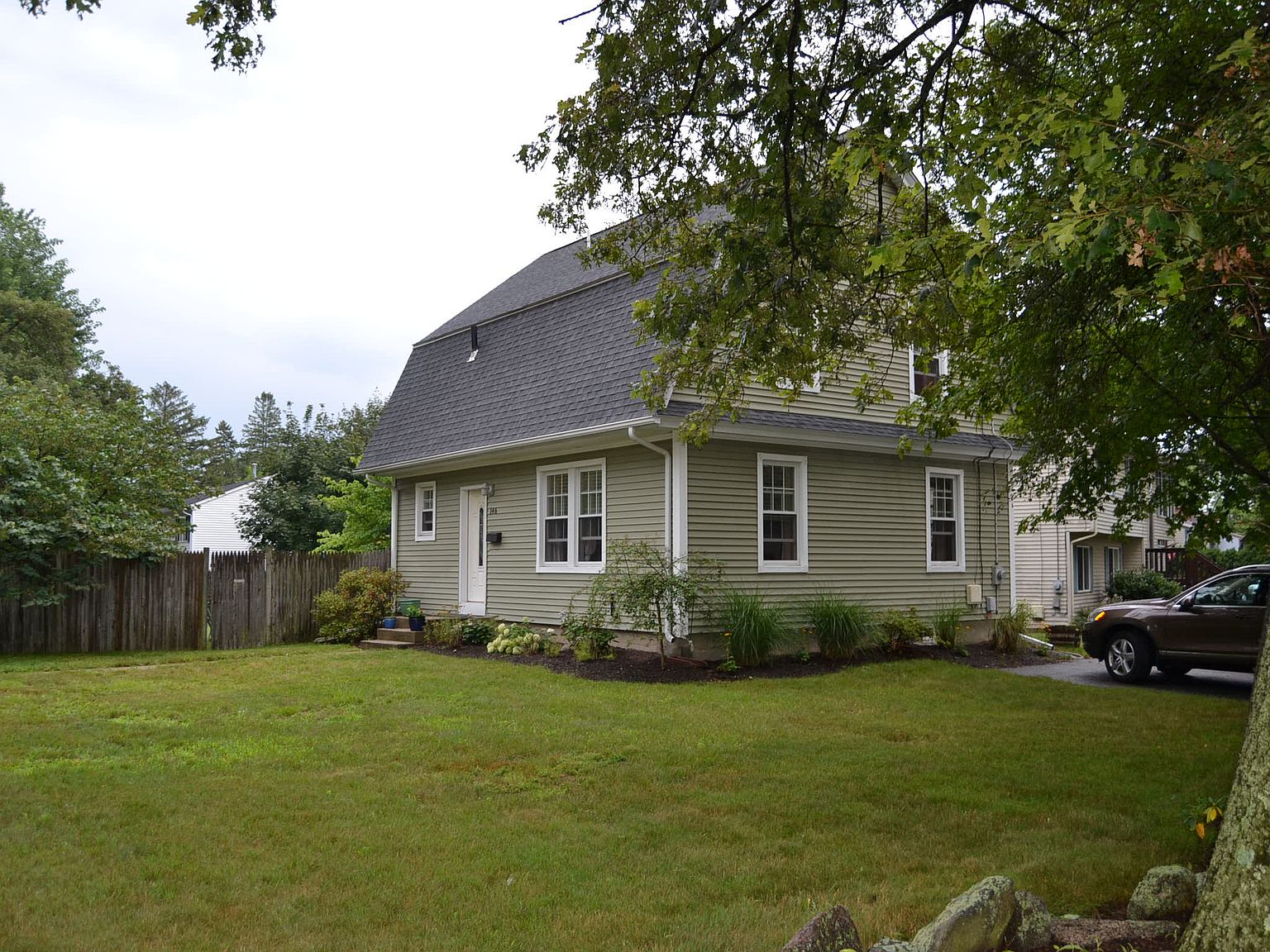 146 Main Ave, Warwick, RI 02886 Zillow