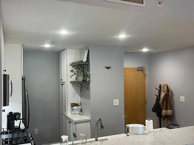 850 Beech St #208 — Photo 17