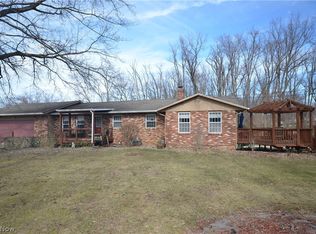 363 Perry Rd, Tallmadge, OH 44278