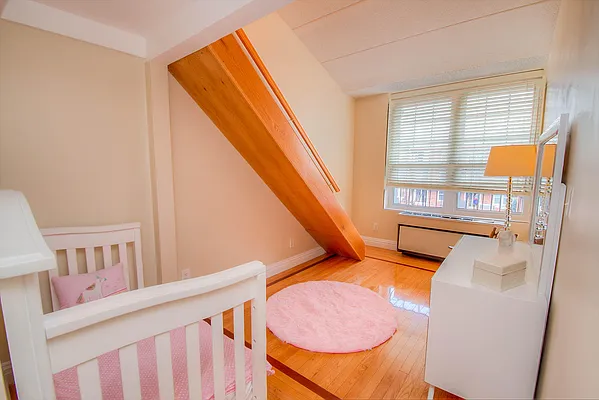 Sold by REMAX Elite | media 43