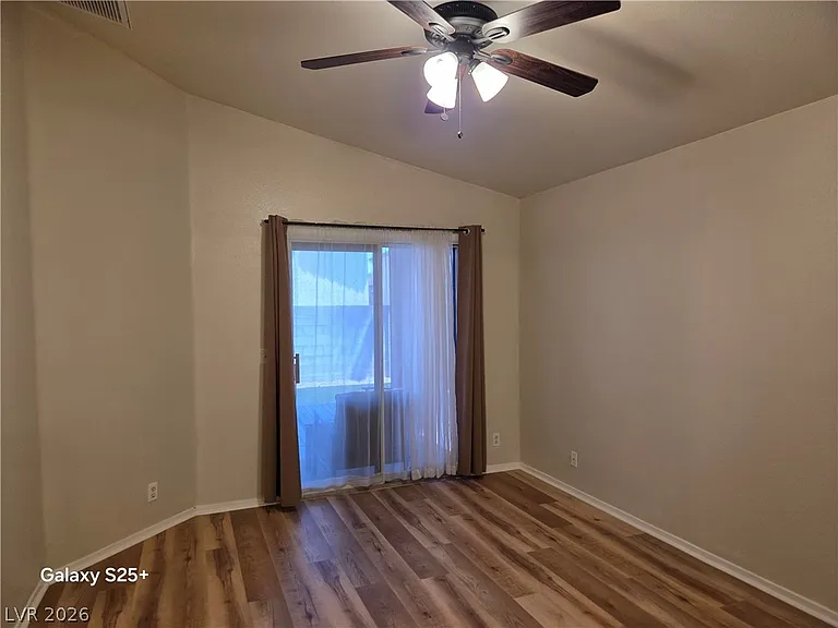 7428 Fencerow St — Photo 7
