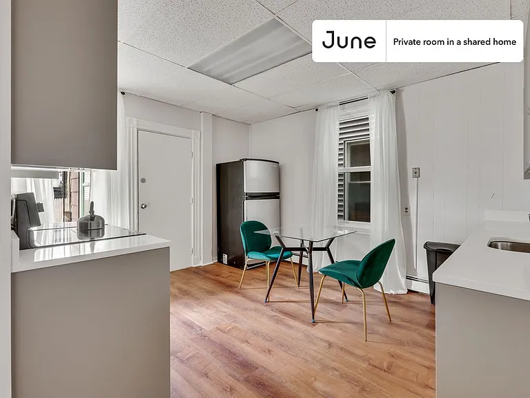 823 Dorchester Ave #C — Photo 6
