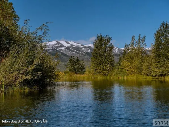 6688 Fox Meadows Dr, Victor, ID 83455