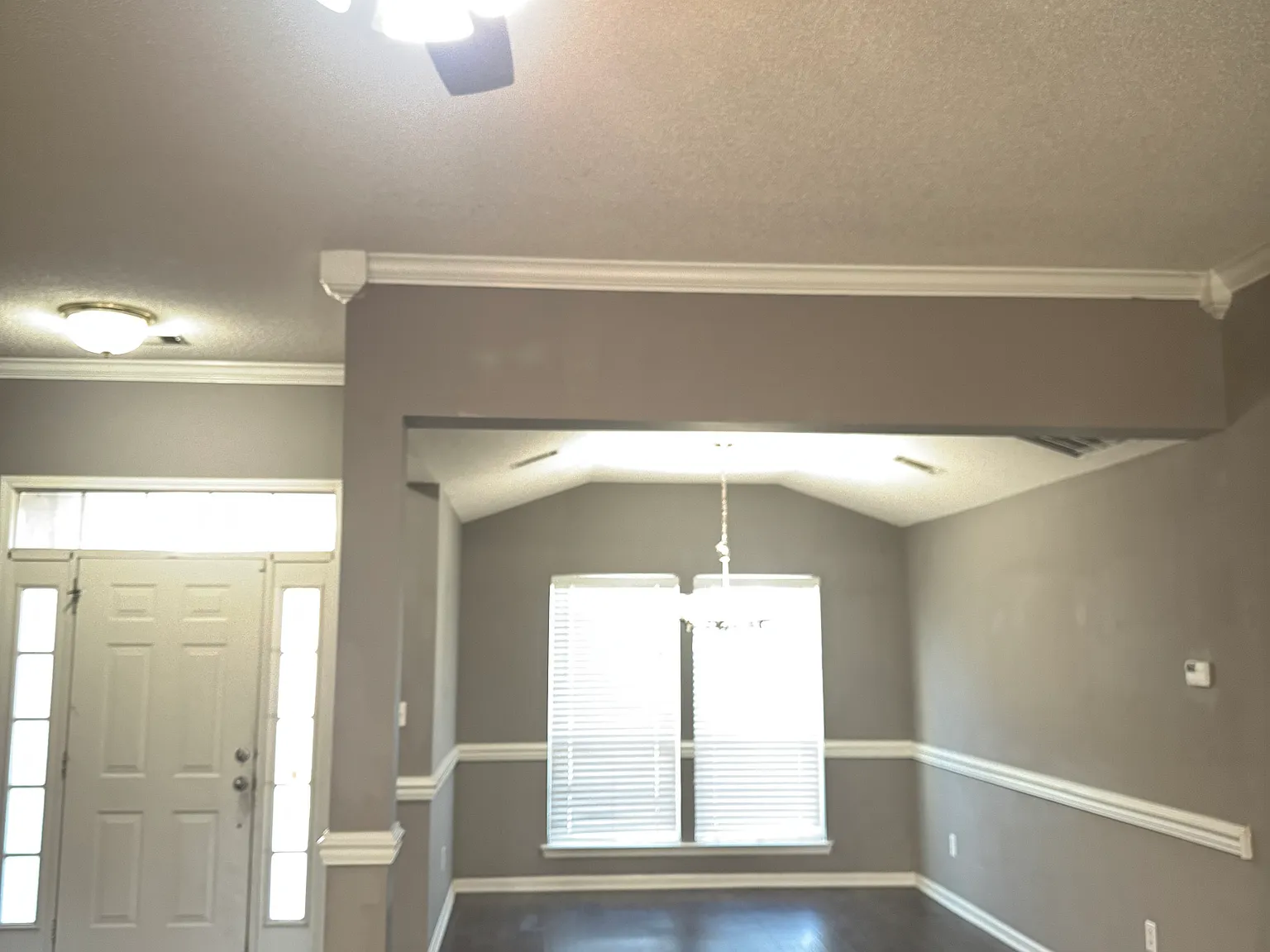 4 bed, 2.5 bath, 2060 sqft, $1,900 — Photo 4