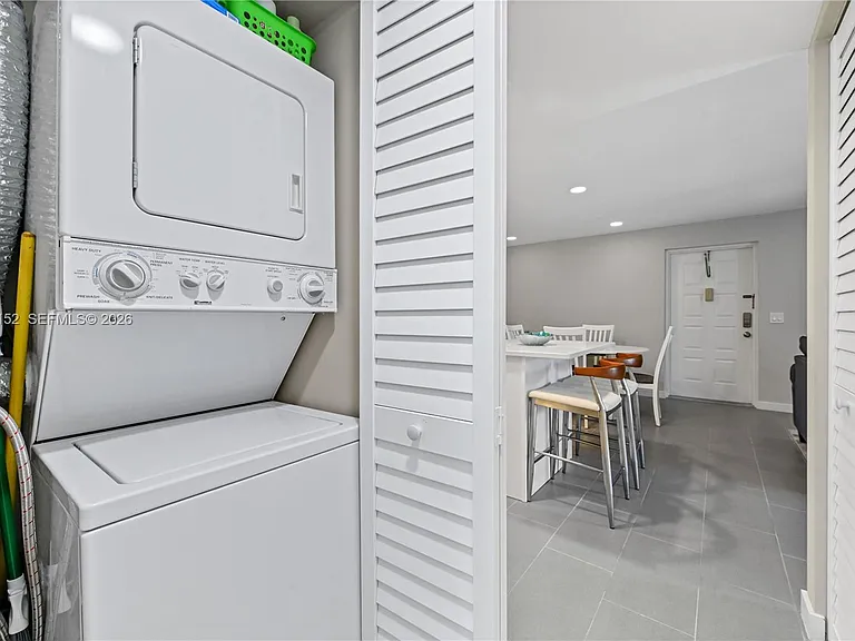 812 Sky Pine Way #C2 — Photo 13