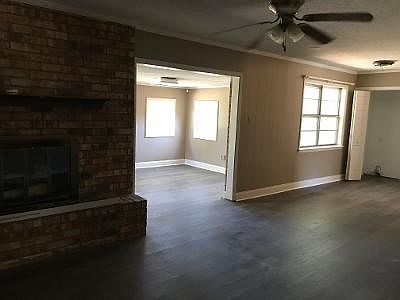 2nd image of 709 Stanford Dr