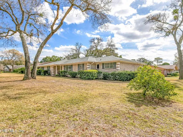 6810 ARIEL Drive, Jacksonville, FL 32277