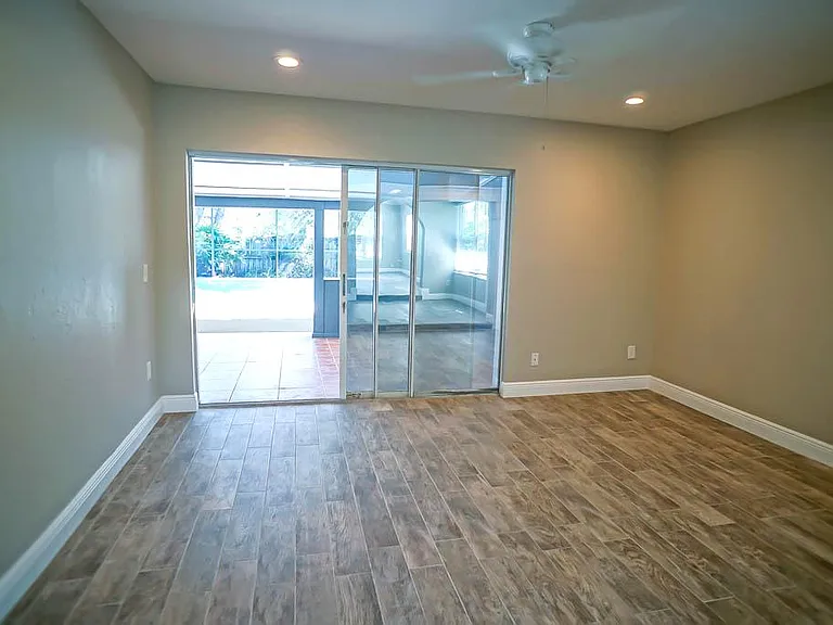 1881 Windsor Dr — Photo 11