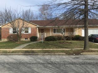 206 Whaley St, Freeport, NY 11520