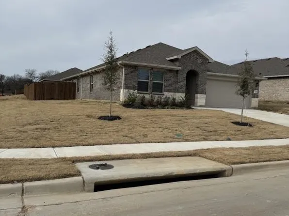 448 Kaufman Dr, Azle, TX 76020