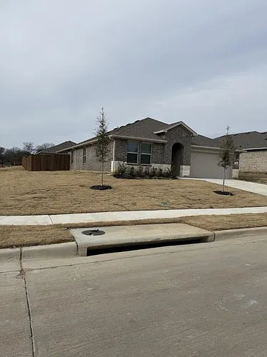 448 Kaufman Dr Photo 1