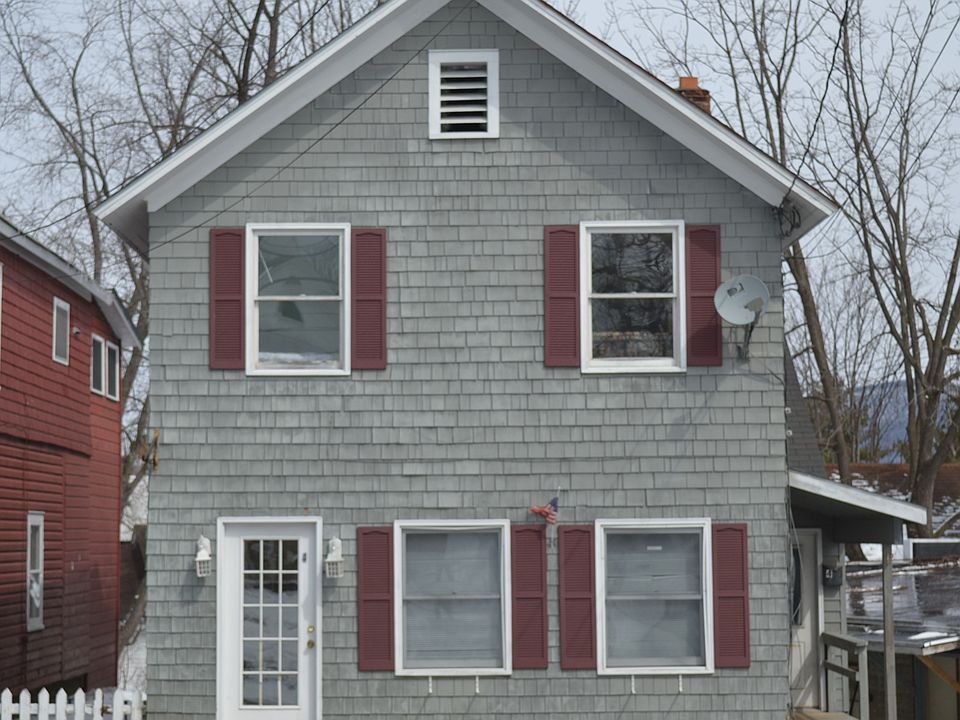 1st image of 4 Horicon Avenue