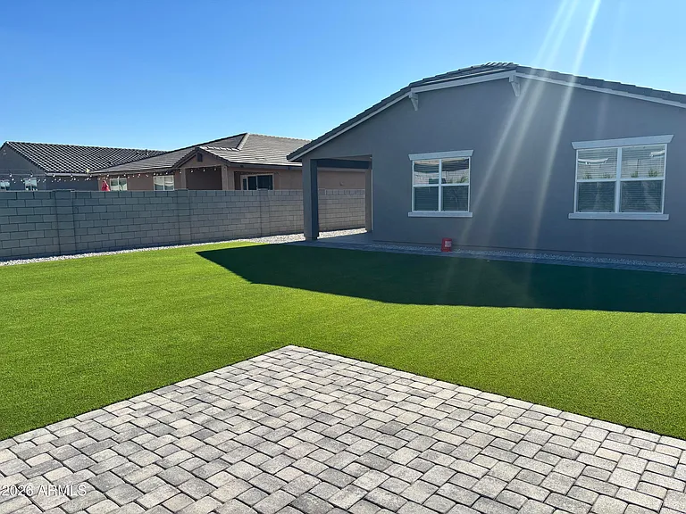 4820 N 177th Dr — Photo 12