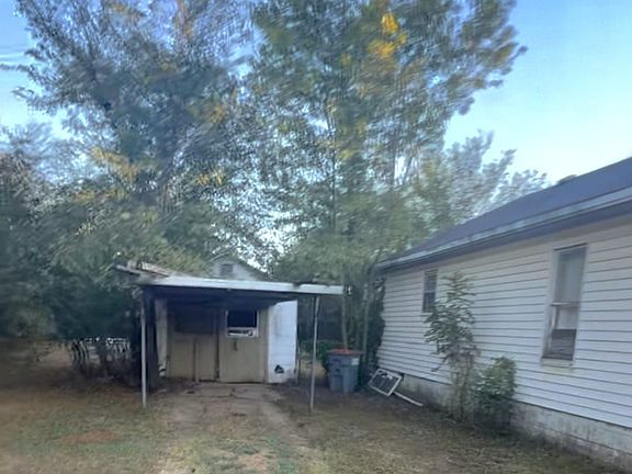 2nd image of 2207 K St