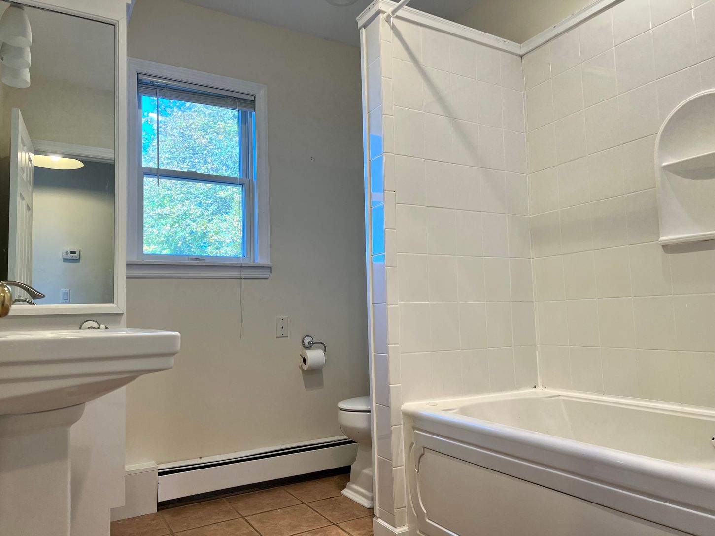  Large full bath