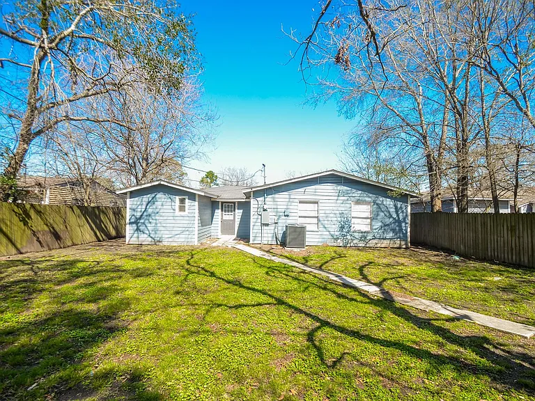 5238 Keystone St — Photo 31