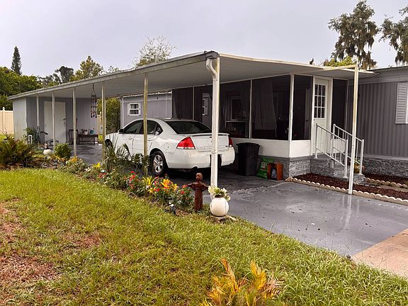 2nd image of 1817 Amberwood Dr