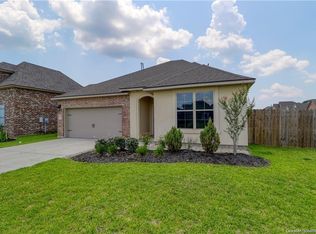 4402 Meadow Brook Way, Lake Charles, LA 70607