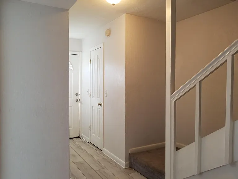 501 SW 75th St #H2 — Photo 15