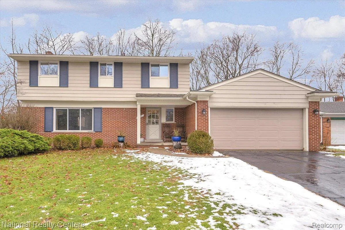 28701 Summerwood Rd photo 1