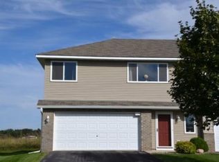 4380 Blakewood Dr, Shakopee, MN 55379