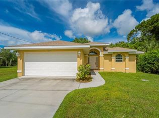112 Boxwood Ln, Rotonda West, FL 33947