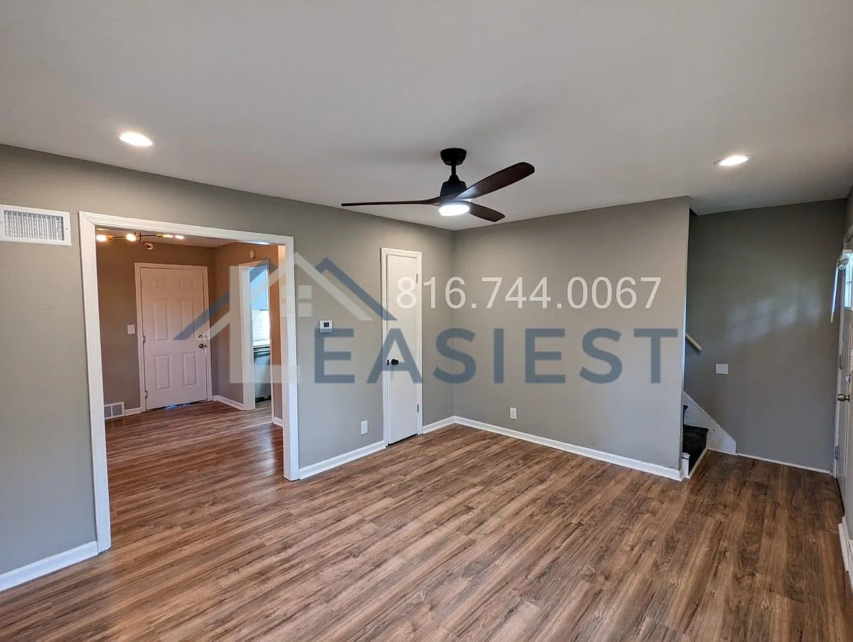 2 bed, $975 — Photo 2