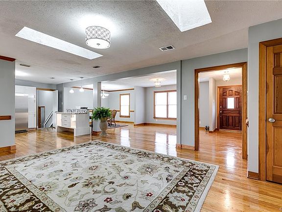 3rd image of 3913 Pheasant Chase Pl