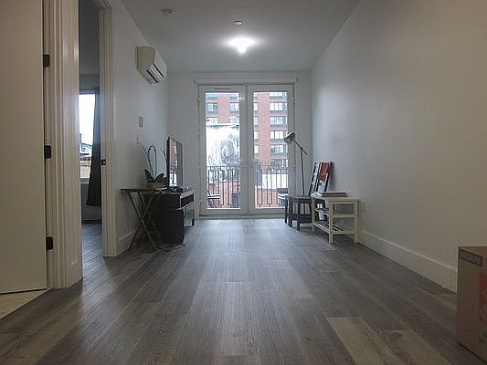 2nd image of 428 Wythe Ave Floor 5