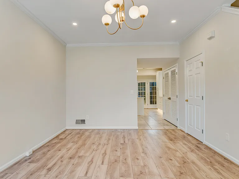 4264 Wheeled Caisson Sq — Photo 5