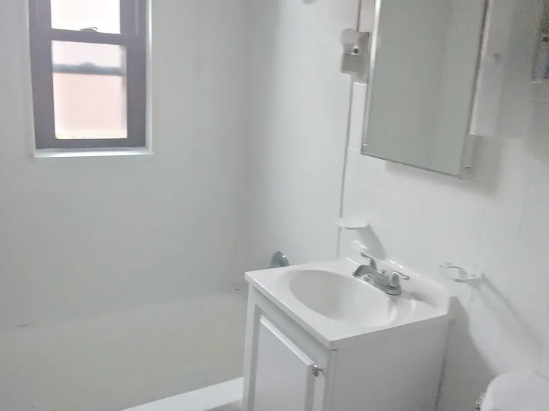 17846 Northwood Ave — Photo 13