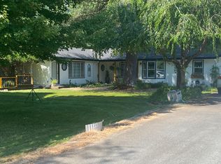 753 W Evans Creek Rd, Rogue River, OR