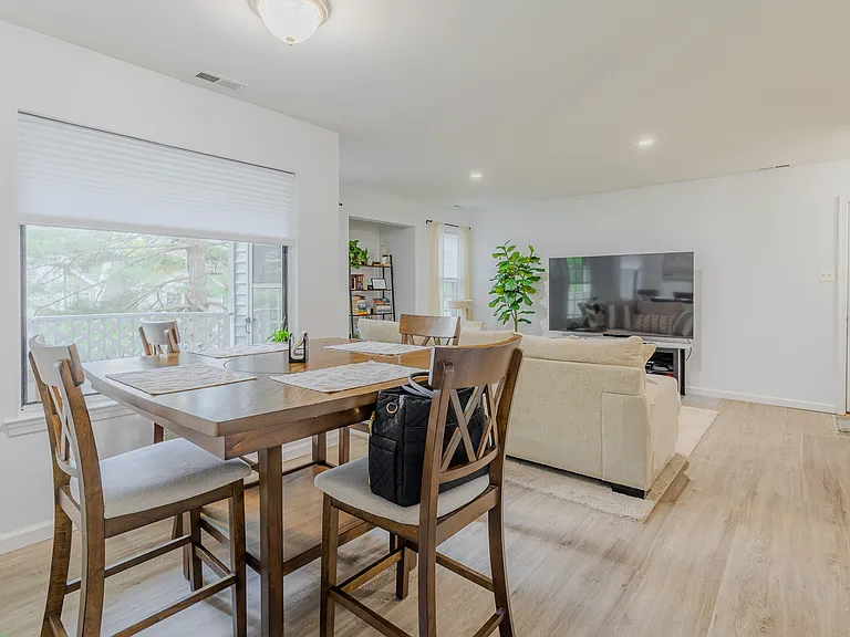 404 Diamond Dr #404 — Photo 15