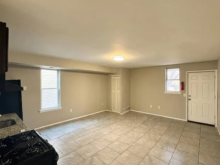 141 Cooper Ave #145-1N — Photo 4
