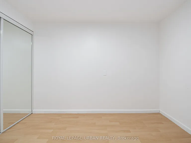 153 Craven Rd #BASEMENT — Photo 14