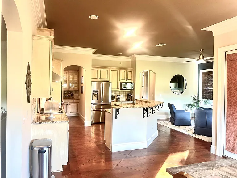 Kitchen with nook and keeping room
