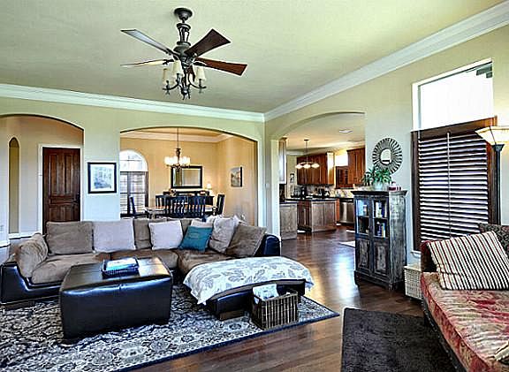 3rd image of 6065 Cypress Cove Dr