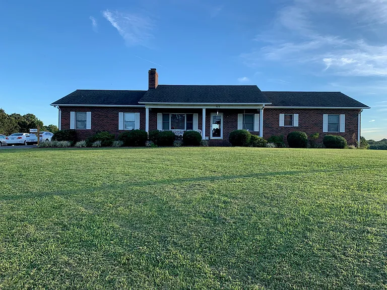 583 Damascus Church Rd — Photo 2