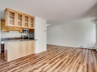 4130 Rahn Rd APT 117, Eagan, MN 55122