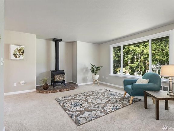 3rd image of 22125 Seavista NE